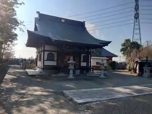 華蔵寺の本殿・本堂
