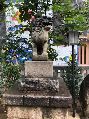 皆中稲荷神社の狛犬