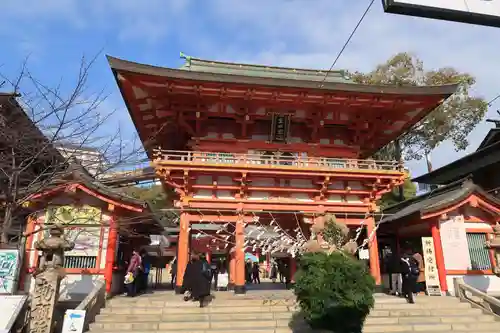 生田神社の山門・神門