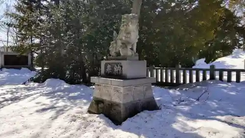 永山神社の狛犬