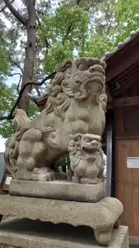 熱田社（宝神町会所裏）の狛犬