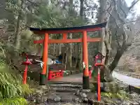 貴船神社奥宮の{uncategorized: "未分類", other: "その他", undefined: "問題あり", building: "その他建物", grave: "お墓", sacred_gate: "鳥居", guardian: "狛犬", statue: "像", buddha: "仏像", history: "歴史", nature: "自然", garden: "庭園", animal: "動物", pagoda: "塔", temizu: "手水舎", mountain_gate: "山門・神門", sanctuary: "本殿・本堂", subordinate: "末社・摂社", art: "芸術", scenery: "景色", jizo: "地蔵", ema: "絵馬", goshuin: "御朱印", omikuji: "おみくじ", items: "授与品その他", amulet: "お守り", goshuincho: "御朱印帳", eats: "食事", festival: "お祭り", votive_dance: "神楽", shichigosan: "七五三参", wedding: "結婚式", experience: "体験その他", initially: "初詣", around: "周辺", anti_infection: "感染症対策"}