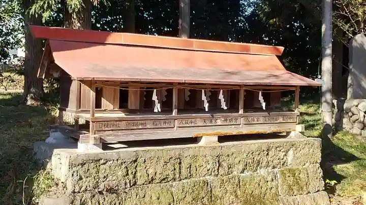 人丸神社(小中町)の末社・摂社