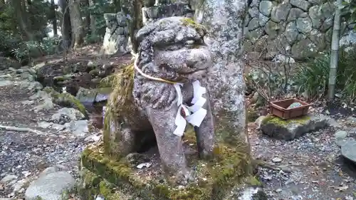 氷上神社の狛犬