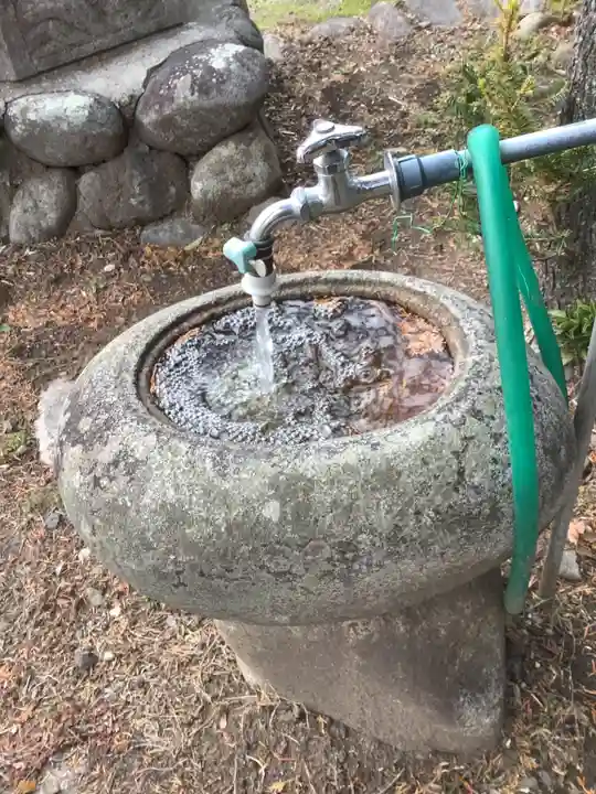太部古天神社の手水舎