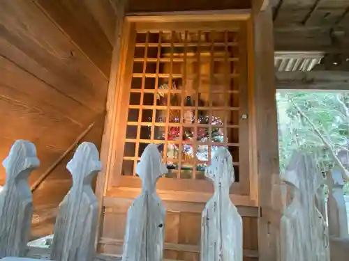 牛窓神社の{uncategorized: "未分類", other: "その他", undefined: "問題あり", building: "その他建物", grave: "お墓", sacred_gate: "鳥居", guardian: "狛犬", statue: "像", buddha: "仏像", history: "歴史", nature: "自然", garden: "庭園", animal: "動物", pagoda: "塔", temizu: "手水舎", mountain_gate: "山門・神門", sanctuary: "本殿・本堂", subordinate: "末社・摂社", art: "芸術", scenery: "景色", jizo: "地蔵", ema: "絵馬", goshuin: "御朱印", omikuji: "おみくじ", items: "授与品その他", amulet: "お守り", goshuincho: "御朱印帳", eats: "食事", festival: "お祭り", votive_dance: "神楽", shichigosan: "七五三参", wedding: "結婚式", experience: "体験その他", initially: "初詣", around: "周辺", anti_infection: "感染症対策"}