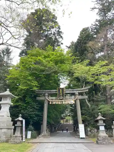 志波彦神社・鹽竈神社の鳥居