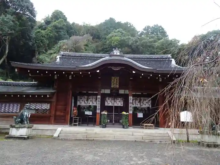 大石神社の本殿・本堂