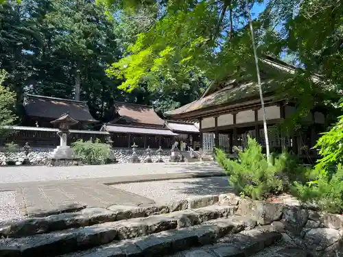 洲原神社の建物その他