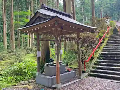 御岩神社の手水舎