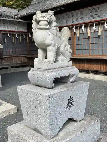 宇原神社の狛犬