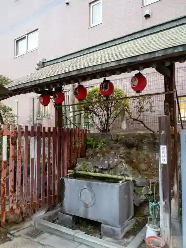 柳森神社の{uncategorized: "未分類", other: "その他", undefined: "問題あり", building: "その他建物", grave: "お墓", sacred_gate: "鳥居", guardian: "狛犬", statue: "像", buddha: "仏像", history: "歴史", nature: "自然", garden: "庭園", animal: "動物", pagoda: "塔", temizu: "手水舎", mountain_gate: "山門・神門", sanctuary: "本殿・本堂", subordinate: "末社・摂社", art: "芸術", scenery: "景色", jizo: "地蔵", ema: "絵馬", goshuin: "御朱印", omikuji: "おみくじ", items: "授与品その他", amulet: "お守り", goshuincho: "御朱印帳", eats: "食事", festival: "お祭り", votive_dance: "神楽", shichigosan: "七五三参", wedding: "結婚式", experience: "体験その他", initially: "初詣", around: "周辺", anti_infection: "感染症対策"}