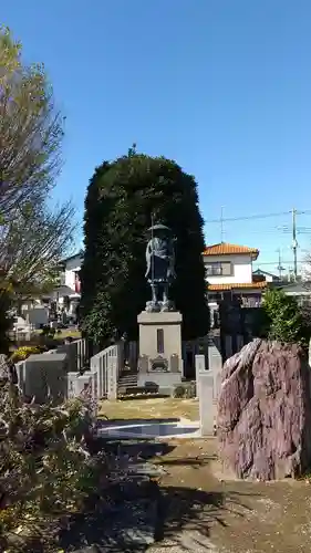 遍照寺の像