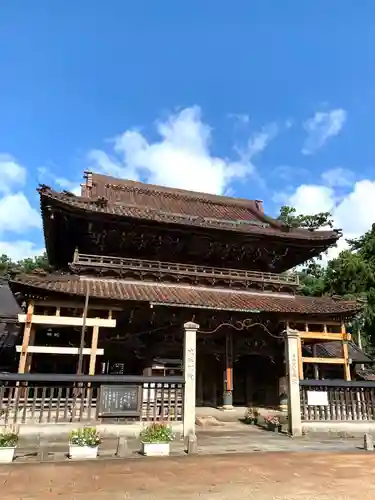 城端別院善徳寺の本殿