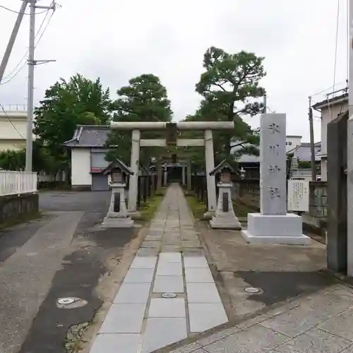 氷川神社の鳥居