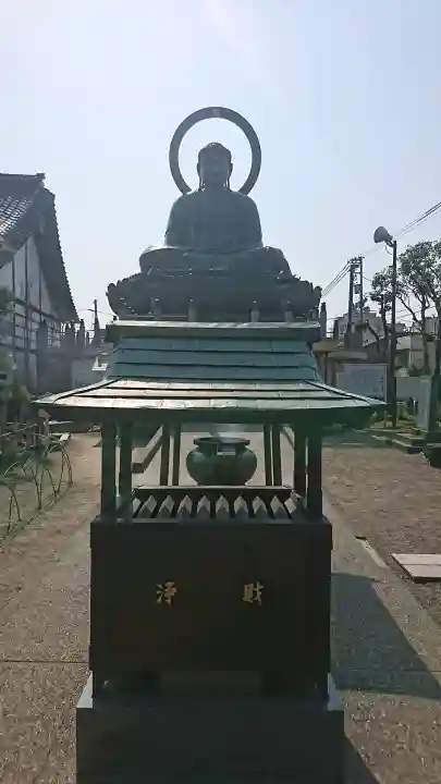 大仏寺の{uncategorized: "未分類", other: "その他", undefined: "問題あり", building: "その他建物", grave: "お墓", sacred_gate: "鳥居", guardian: "狛犬", statue: "像", buddha: "仏像", history: "歴史", nature: "自然", garden: "庭園", animal: "動物", pagoda: "塔", temizu: "手水舎", mountain_gate: "山門・神門", sanctuary: "本殿・本堂", subordinate: "末社・摂社", art: "芸術", scenery: "景色", jizo: "地蔵", ema: "絵馬", goshuin: "御朱印", omikuji: "おみくじ", items: "授与品その他", amulet: "お守り", goshuincho: "御朱印帳", eats: "食事", festival: "お祭り", votive_dance: "神楽", shichigosan: "七五三参", wedding: "結婚式", experience: "体験その他", initially: "初詣", around: "周辺", anti_infection: "感染症対策"}