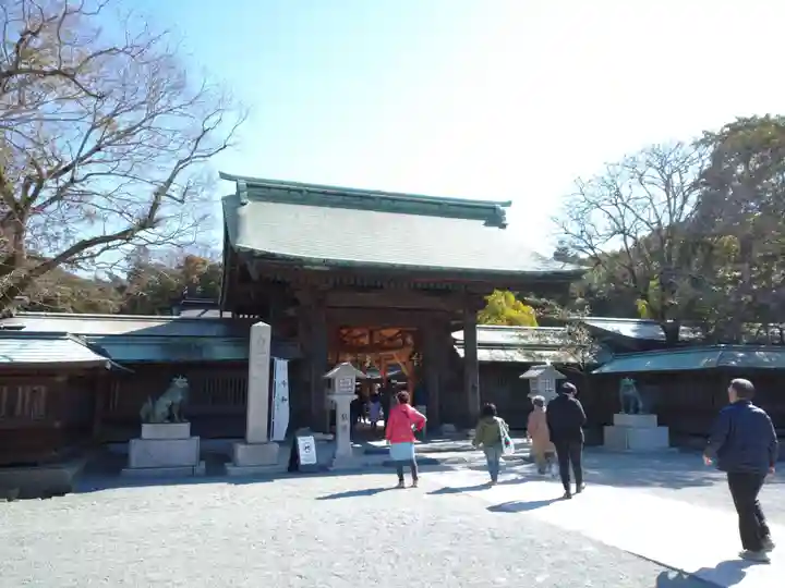宗像大社の山門・神門
