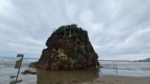 稲佐の浜　弁天島(島根県)