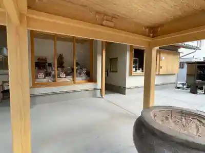米田大師寺の本殿・本堂