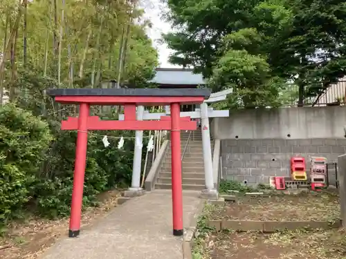 鶴ヶ峰神社の鳥居