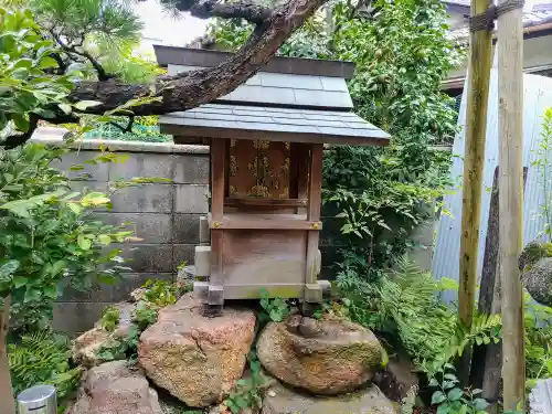 尾頭橋神社の末社・摂社