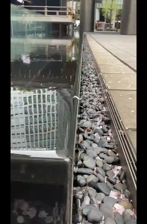 虎ノ門金刀比羅宮の{uncategorized: "未分類", other: "その他", undefined: "問題あり", building: "その他建物", grave: "お墓", sacred_gate: "鳥居", guardian: "狛犬", statue: "像", buddha: "仏像", history: "歴史", nature: "自然", garden: "庭園", animal: "動物", pagoda: "塔", temizu: "手水舎", mountain_gate: "山門・神門", sanctuary: "本殿・本堂", subordinate: "末社・摂社", art: "芸術", scenery: "景色", jizo: "地蔵", ema: "絵馬", goshuin: "御朱印", omikuji: "おみくじ", items: "授与品その他", amulet: "お守り", goshuincho: "御朱印帳", eats: "食事", festival: "お祭り", votive_dance: "神楽", shichigosan: "七五三参", wedding: "結婚式", experience: "体験その他", initially: "初詣", around: "周辺", anti_infection: "感染症対策"}