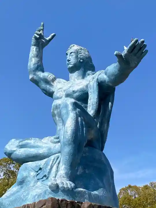 鎮西大社諏訪神社の{uncategorized: "未分類", other: "その他", undefined: "問題あり", building: "その他建物", grave: "お墓", sacred_gate: "鳥居", guardian: "狛犬", statue: "像", buddha: "仏像", history: "歴史", nature: "自然", garden: "庭園", animal: "動物", pagoda: "塔", temizu: "手水舎", mountain_gate: "山門・神門", sanctuary: "本殿・本堂", subordinate: "末社・摂社", art: "芸術", scenery: "景色", jizo: "地蔵", ema: "絵馬", goshuin: "御朱印", omikuji: "おみくじ", items: "授与品その他", amulet: "お守り", goshuincho: "御朱印帳", eats: "食事", festival: "お祭り", votive_dance: "神楽", shichigosan: "七五三参", wedding: "結婚式", experience: "体験その他", initially: "初詣", around: "周辺", anti_infection: "感染症対策"}