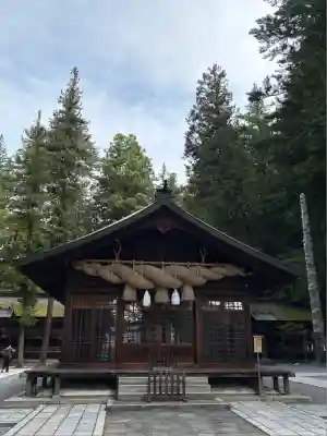 諏訪大社下社春宮(長野県)