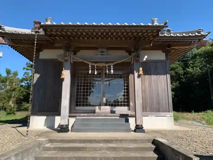 八幡神社の本殿・本堂