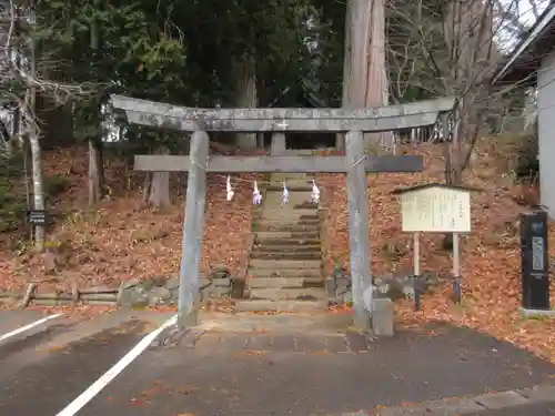 戸隠神社火之御子社の鳥居