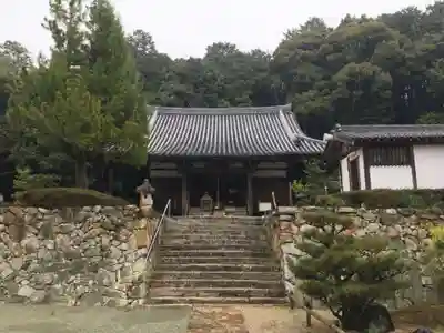 満願寺の本殿・本堂