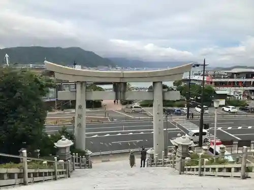 亀山八幡宮の鳥居