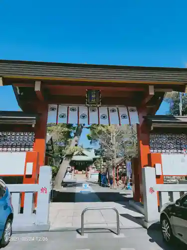 立石熊野神社の山門