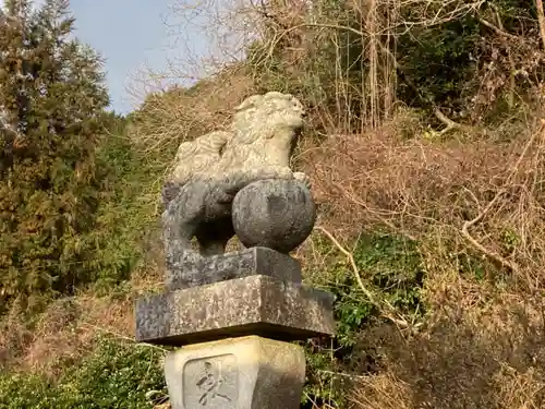 明見神社の狛犬