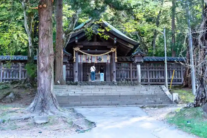 諏訪大社上社前宮(長野県)