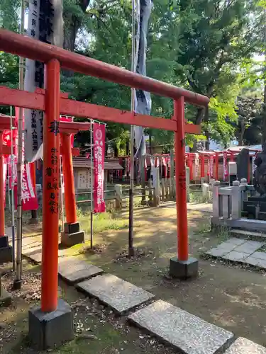 鬼子母神堂　(法明寺）の鳥居