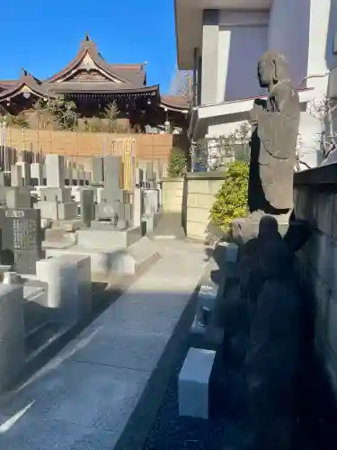 大聖院の{uncategorized: "未分類", other: "その他", undefined: "問題あり", building: "その他建物", grave: "お墓", sacred_gate: "鳥居", guardian: "狛犬", statue: "像", buddha: "仏像", history: "歴史", nature: "自然", garden: "庭園", animal: "動物", pagoda: "塔", temizu: "手水舎", mountain_gate: "山門・神門", sanctuary: "本殿・本堂", subordinate: "末社・摂社", art: "芸術", scenery: "景色", jizo: "地蔵", ema: "絵馬", goshuin: "御朱印", omikuji: "おみくじ", items: "授与品その他", amulet: "お守り", goshuincho: "御朱印帳", eats: "食事", festival: "お祭り", votive_dance: "神楽", shichigosan: "七五三参", wedding: "結婚式", experience: "体験その他", initially: "初詣", around: "周辺", anti_infection: "感染症対策"}