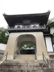 桂林寺の山門