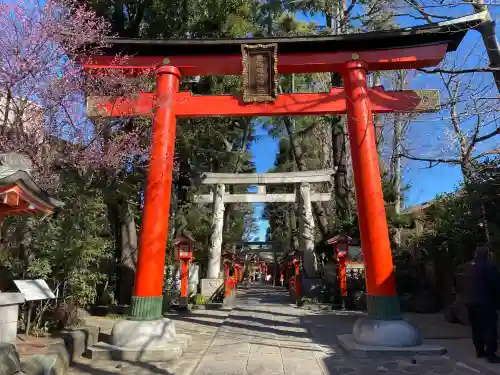馬橋稲荷神社の{uncategorized: "未分類", other: "その他", undefined: "問題あり", building: "その他建物", grave: "お墓", sacred_gate: "鳥居", guardian: "狛犬", statue: "像", buddha: "仏像", history: "歴史", nature: "自然", garden: "庭園", animal: "動物", pagoda: "塔", temizu: "手水舎", mountain_gate: "山門・神門", sanctuary: "本殿・本堂", subordinate: "末社・摂社", art: "芸術", scenery: "景色", jizo: "地蔵", ema: "絵馬", goshuin: "御朱印", omikuji: "おみくじ", items: "授与品その他", amulet: "お守り", goshuincho: "御朱印帳", eats: "食事", festival: "お祭り", votive_dance: "神楽", shichigosan: "七五三参", wedding: "結婚式", experience: "体験その他", initially: "初詣", around: "周辺", anti_infection: "感染症対策"}