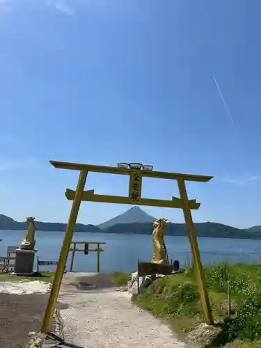 龍宮神社の鳥居