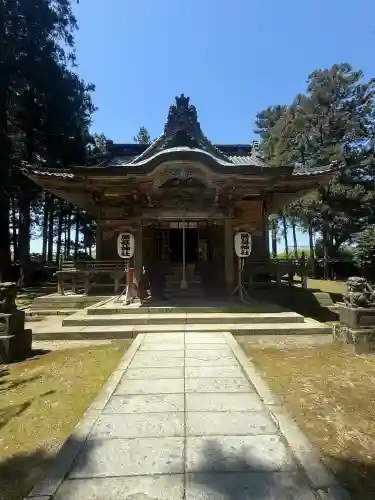 守りの神　藤基神社の{uncategorized: "未分類", other: "その他", undefined: "問題あり", building: "その他建物", grave: "お墓", sacred_gate: "鳥居", guardian: "狛犬", statue: "像", buddha: "仏像", history: "歴史", nature: "自然", garden: "庭園", animal: "動物", pagoda: "塔", temizu: "手水舎", mountain_gate: "山門・神門", sanctuary: "本殿・本堂", subordinate: "末社・摂社", art: "芸術", scenery: "景色", jizo: "地蔵", ema: "絵馬", goshuin: "御朱印", omikuji: "おみくじ", items: "授与品その他", amulet: "お守り", goshuincho: "御朱印帳", eats: "食事", festival: "お祭り", votive_dance: "神楽", shichigosan: "七五三参", wedding: "結婚式", experience: "体験その他", initially: "初詣", around: "周辺", anti_infection: "感染症対策"}