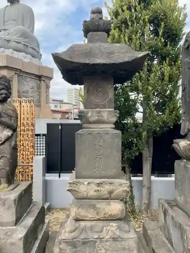 常光寺の{uncategorized: "未分類", other: "その他", undefined: "問題あり", building: "その他建物", grave: "お墓", sacred_gate: "鳥居", guardian: "狛犬", statue: "像", buddha: "仏像", history: "歴史", nature: "自然", garden: "庭園", animal: "動物", pagoda: "塔", temizu: "手水舎", mountain_gate: "山門・神門", sanctuary: "本殿・本堂", subordinate: "末社・摂社", art: "芸術", scenery: "景色", jizo: "地蔵", ema: "絵馬", goshuin: "御朱印", omikuji: "おみくじ", items: "授与品その他", amulet: "お守り", goshuincho: "御朱印帳", eats: "食事", festival: "お祭り", votive_dance: "神楽", shichigosan: "七五三参", wedding: "結婚式", experience: "体験その他", initially: "初詣", around: "周辺", anti_infection: "感染症対策"}