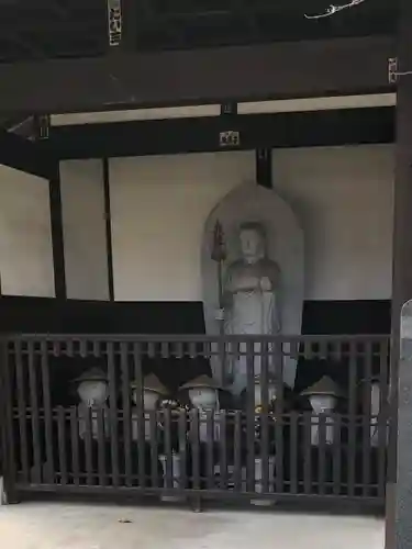 六所神社の地蔵