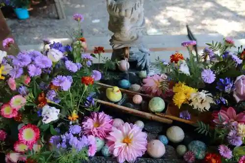 滑川神社 - 仕事と子どもの守り神の手水舎