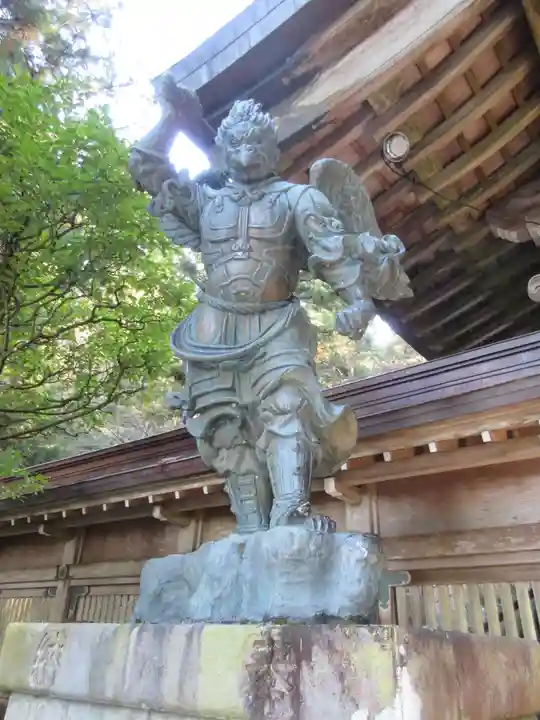 最乗寺(道了尊)の像