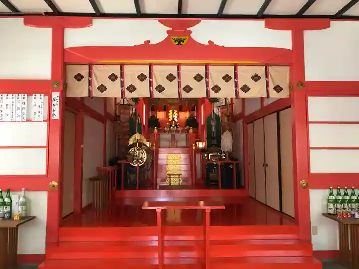 四宮神社の本殿・本堂