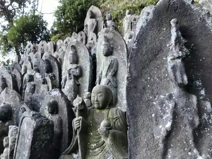 海向山岩松寺金蔵院の仏像
