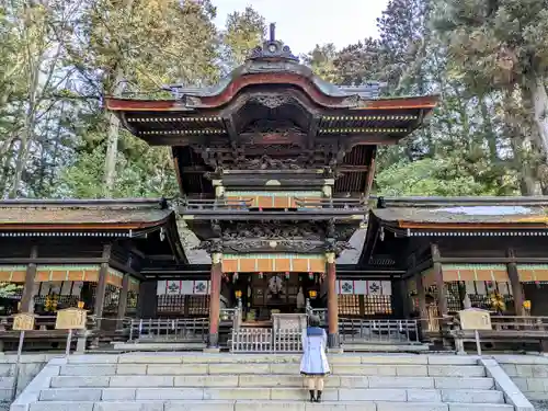 諏訪大社下社秋宮の本殿・本堂