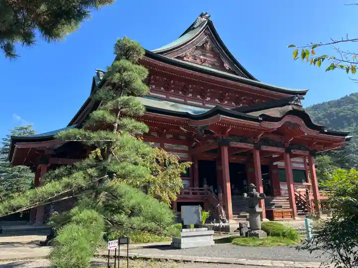 甲斐善光寺の本殿・本堂