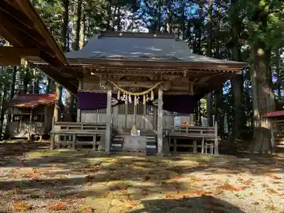 坪沼八幡神社の本殿・本堂